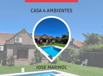 Casa de 4 ambientes, Almirante Brown · Casa con Piscina, Quincho y Jardin de Invierno - Venta en Jose Marmol