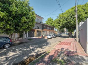 Local comercial · 128m² · 2 Ambientes · Local Comercial con Gran Deposito y Cocheras de Cortesia en Alberdi
