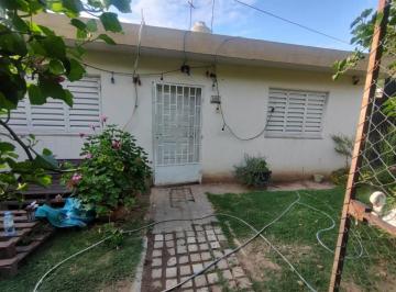 Casa de 6 ambientes, Córdoba · Vendo Casa con 576 m² y 4 Dorm. en Venta en Villa 9 de Julio