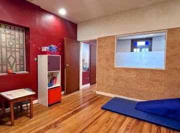 PH de 4 ambientes, Villa Urquiza · Alquiler Exclusivamente Para Uso Comercial o Profesional. Excelente PH No Apto Vivienda