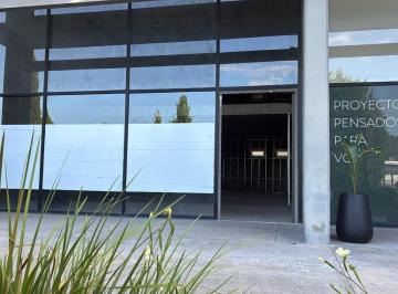 Local comercial · 190m² · Local en Alquiler en Vohe, Pilar, G. B. a. Zona Norte