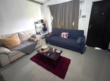 Casa · 90m² · 3 Ambientes · 1 Cochera · Parque Habitacional Ibarlucea, Casa 2 Dorm. con Patio