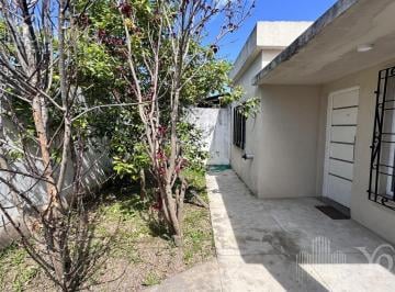 PH · 114m² · 3 Ambientes · Venta PH en Quilmes Oeste