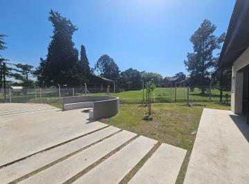 Casa · 180m² · 5 Ambientes · Casa en Venta en Santa Sofía, Pilar del Este, Pilar