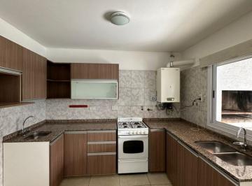 Casa · 150m² · 4 Ambientes · 2 Cocheras · Se Vende Duplex en Barrio Claros del Bosque Village