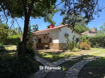 Quinta vacacional · 70m² · 4 Ambientes · Venta Casa Quinta 4 Ambientes con Galeria y Parque - La Reja Sur