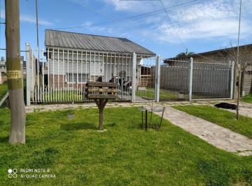 Casa · 56m² · 2 Dormitorios · 1 Cochera · Casa C/ 2 Dorm. - Jardin - Parrilla - Cochera