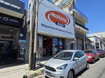 Local comercial , La Matanza · Local Sobre Av Rivadavia Ramos Mejia