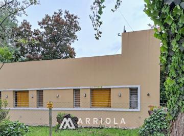 Casa · 620m² · 3 Ambientes · Casa en Colina Alegre