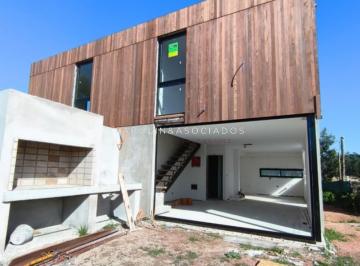 Foto1 · Casa en Venta de 2 Dorm., Pinares, Punta del Este