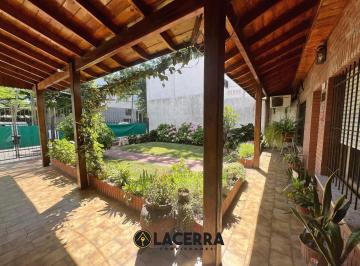 Casa · 109m² · 3 Ambientes · 1 Cochera · Casa 3 Ambientes en Venta en Jose León Suarez Apto Credito