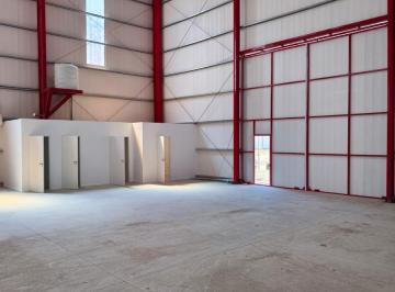 Bodega-Galpón · 2056m² · 3 Ambientes · 1 Cochera · Alquiler de Nave Industrial en Polo 52 (Parque Industrial)