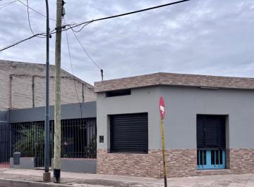 Casa · 309m² · 5 Ambientes · 1 Cochera · Venta de Casa, Local y Galpón en Barrio Acosta
