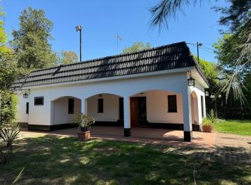 TAV-TAV-7108_2 · Venta de Casa 4 Amb con Parque y Pileta, Parque Leloir, Ituzaingo