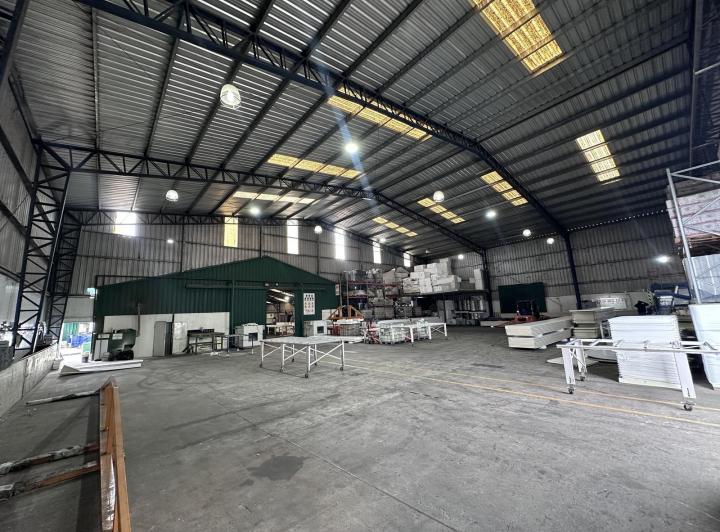 Depósito · 3100m²