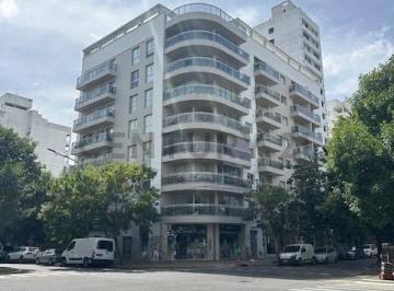 Local comercial · 138m² · Local Comercial en Venta con Deposito en La Plata