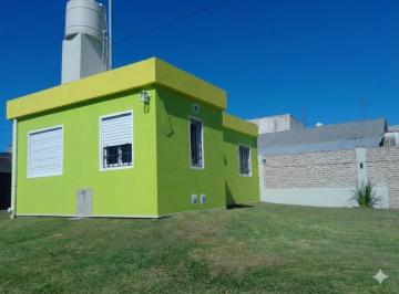 Casa · 40m² · 1 Dormitorio · 2 Cocheras · Casa en Venta en Calle Benicio Lopez