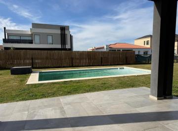 Casa · 181m² · 5 Ambientes · 4 Cocheras · Venta Casa 5 Ambientes Barrio El Rebenque Canning