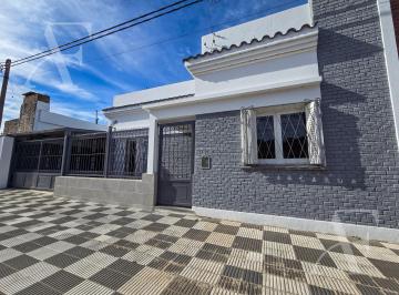 Casa · 122m² · 6 Ambientes · 2 Cocheras · Casa en Venta I Centro de San Pedro
