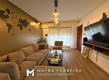 Casa · 215m² · 5 Ambientes · 2 Cocheras · Casa en Venta en Monte Grande