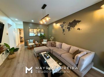 Casa · 215m² · 5 Ambientes · 2 Cocheras · Casa en Venta en Monte Grande