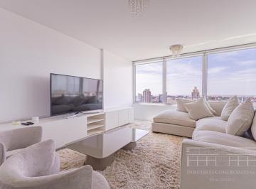 Departamento · 208m² · 5 Ambientes · 2 Cocheras · 5 Ambientes con Playrrom, Doble Cochera, Baulera y Amenities en La Torre Mirabilia Belgrano!