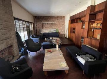 Casa de 3 ambientes, Quilmes · Se Vende Casa en Bernal
