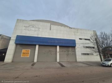 Local comercial · 400m² · Local Amplio con Oficinas