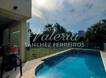 Casa · 155m² · 5 Ambientes · Casa en Venta Altos de Hudson, Berazategui