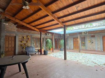 Casa de 7 ambientes, Termas de Río Hondo · Venta Importante Propiedad Termas de Rio Hondo Frente Al Autodromo con Pozo Agua Propio
