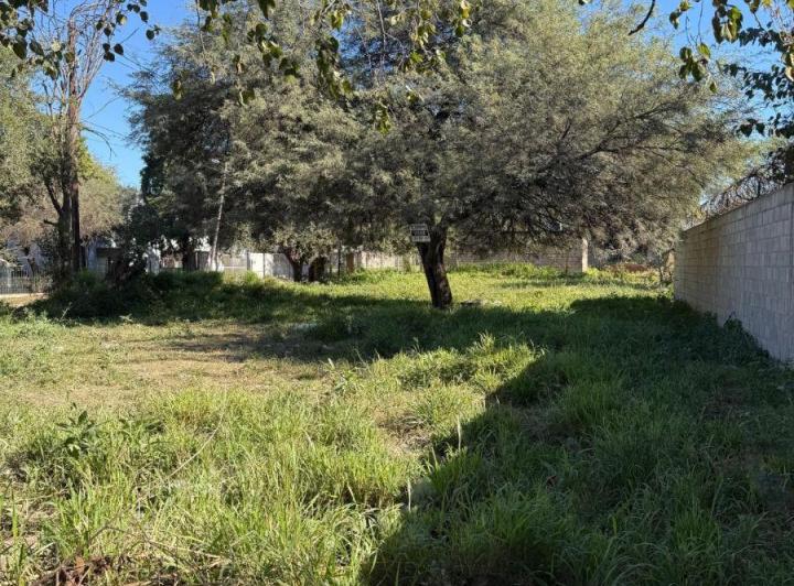 Terreno · 448m²