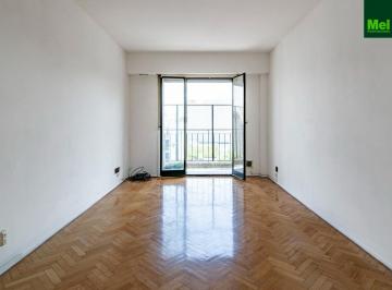 Departamento · 65m² · 3 Ambientes · 3 Ambientes - Monserrat - Venta