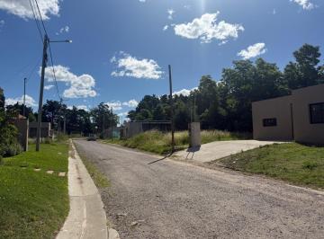 Terreno · 300m² · Venta de Lote Arbolado Barrio Semicerrado San Jeronimo Financia Dueño Directo Listo Para Construir