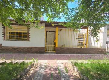 Casa · 94m² · 3 Ambientes · Richieri 1751