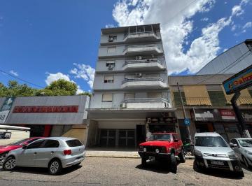 Departamento · 77m² · 3 Ambientes · 1 Cochera · Venta Departamento Trea Ambientes San Martin Centro