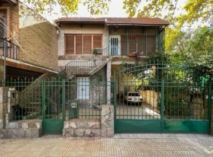 Casa · 90m² · 5 Ambientes