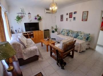 PH · 53m² · 3 Ambientes · 1 Cochera · PH 3 Ambientes Al Frente con Espacio de Cochera