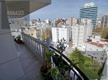 Departamento · 75m² · 3 Ambientes · 2 Cocheras · Semipiso 3 Ambientes con Cochera Doble