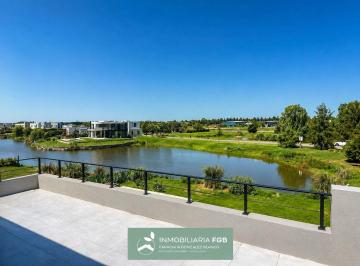 Casa · 240m² · 7 Ambientes · 2 Cocheras · Casa a La Laguna en Venta en Barrio Islas |el Cantón | 4 Dorm. | Gran Espejo | Calidad Premium