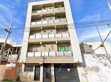Departamento · 23m² · 2 Ambientes · 1 Cochera · 2 Amb Al Fte con Balcón - a Estrenar - Apto Crédito - Oportunidad!