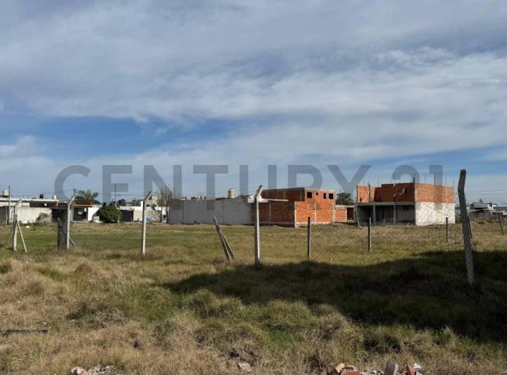 Terreno · 270m²