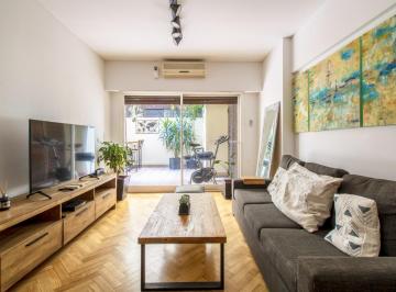 Departamento de 5 ambientes, Belgrano · Espacioso Departamento en Av Cabildo