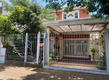 Casa de 3 ambientes, Almirante Brown · Casa en Planta Alta en Alquiler