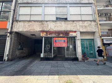Local comercial · 162m² · 1 Ambiente · 1 Cochera · Alquiler Local San Martin Centro con Deposito Ideal Gym