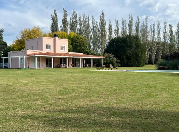 Casa en Exaltación de la Cruz