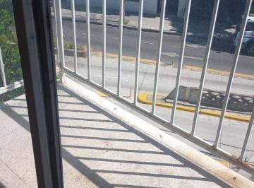 Departamento de 2 ambientes, Agronomía · 2 Amb. Excelente ¨ - Balcon a Av San Martin