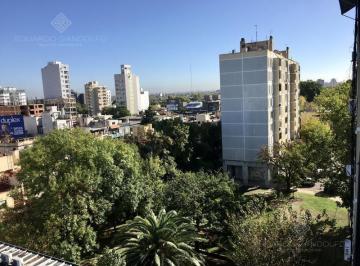 Departamento · 56m² · 3 Ambientes · Excelente Depto Frente a La Estación - Posible Permuta Mte Grande - Actualmente Alquilado!