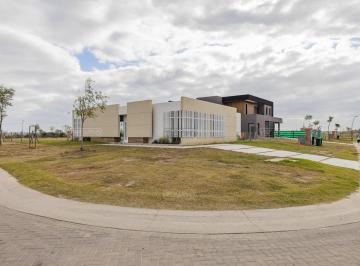 Casa · 140m² · 4 Ambientes · 1 Cochera · Casa en Venta en Nativas, Puertos, Escobar