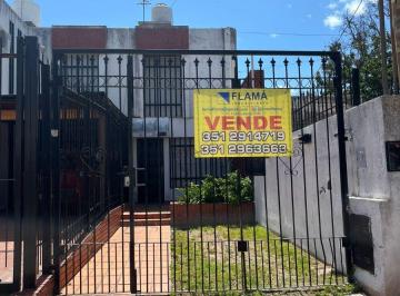 PH de 6 ambientes, Córdoba · Los Naranjos, Calle Espora Duplex. PH. 3 Dorm.. Patio. Excelente!