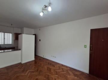 Departamento · 40m² · 2 Ambientes · Departamento de un Dormitorio con Patio Venta en Planta Baja en Catamarca 2604 Rosario Pichincha